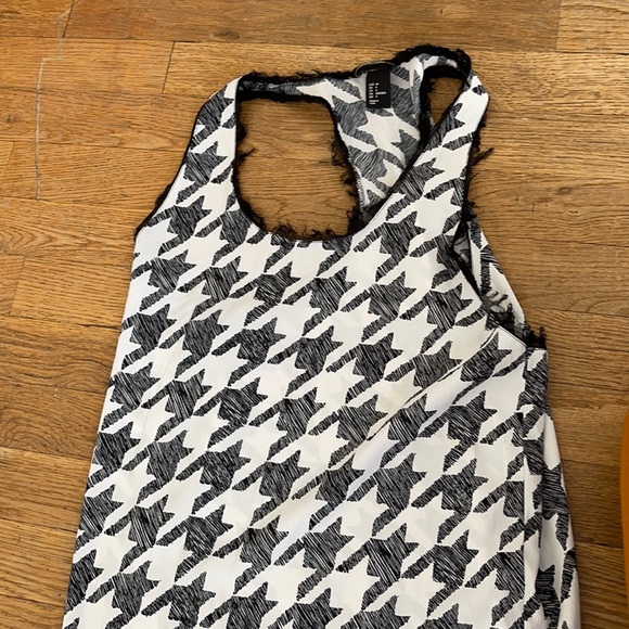 Cute - Picture 1 of 1